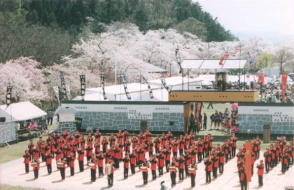 Ishin Gungakutai (Ningen Shogi)