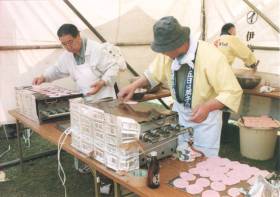 Demonstration sale of sakura mochi