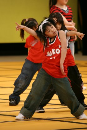 写真：踊り（MAKO's-PEACE、FACE、BEAT FACTORY）