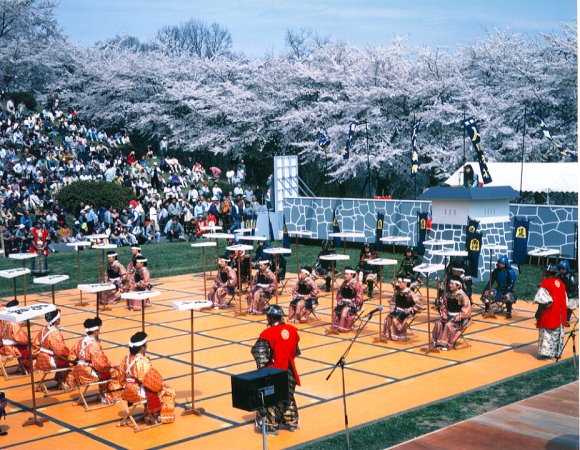 [Ningen Shogi(107KB-jpeg)]