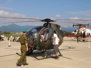 写真：陸上自衛隊第6飛行隊OH-6