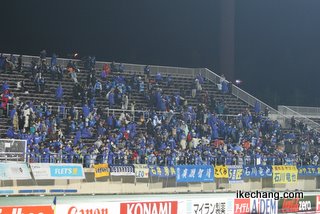 写真:試合後のバック南(横浜F・マリノス戦)
