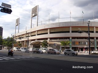写真:旧広島市民球場(サンフレッチェ広島vs.モンテディオ山形)
