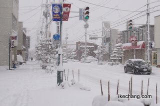 写真：大雪に見舞われた天童市（三日町）