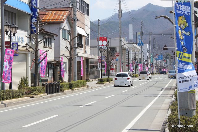 写真：ノボリ旗が並ぶ天童市街地（モンテディオ山形×セレッソ大阪）
