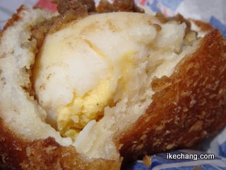写真：ゆで卵入りカリーパン（モンテディオ山形×柏レイソル）