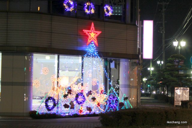 写真：菅野馨眼科医院のクリスマスイルミネーション
