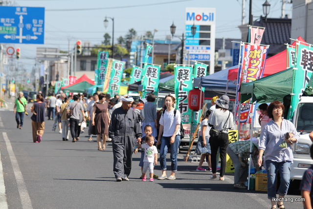 写真:県道22号(羽州街道・旧国道13号)を通行止め(軽トラ市in天童2017)
