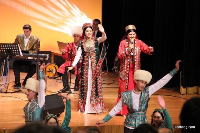 写真：（トルクメニスタン国との文化交流のつどい）