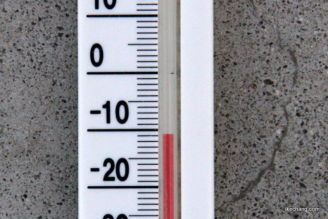 写真：マイナス11度の温度計