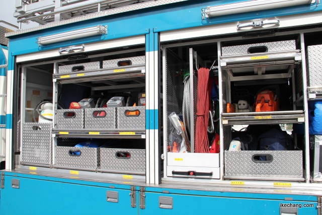 写真：山形県警の救助工作車（天童市総合防災訓練）