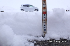 写真：年越しの降雪量は10センチ