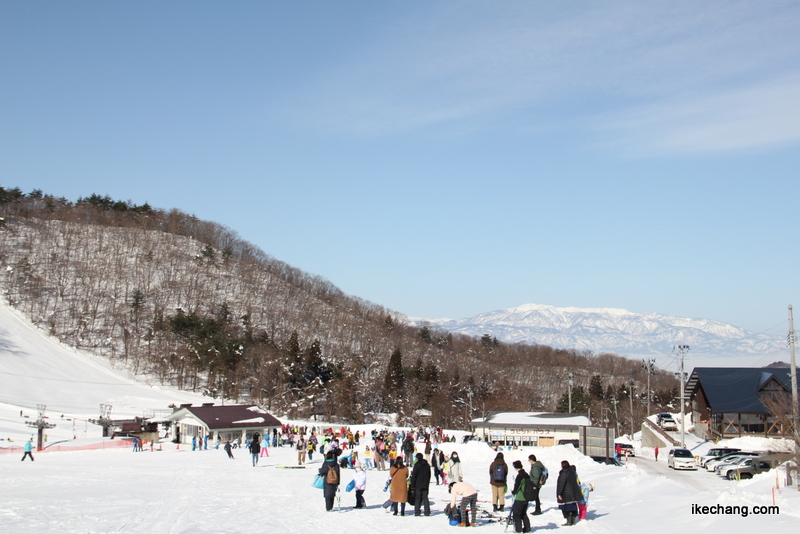 画像：快晴の天童高原スキー場