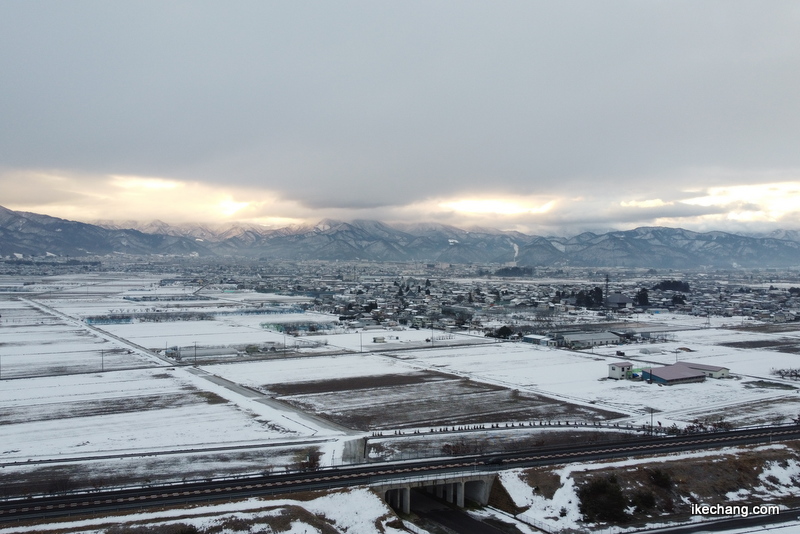 写真：雲が広がってしまった東の空