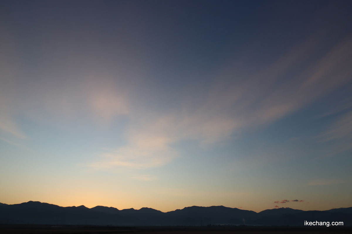 写真：薄い雲が広がってきましたが、このあと晴れる？